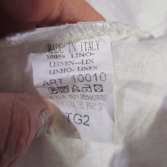 Beautiful linen tunic style top - Picture 6 of 10